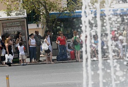 Διακοπές σπίτι τους οι Έλληνες;