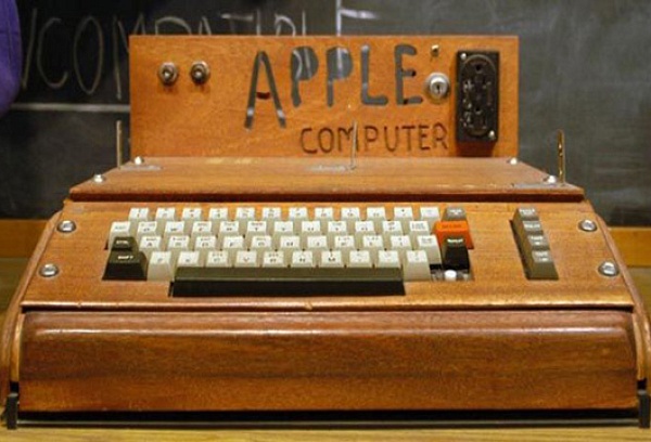 1976 - Apple I