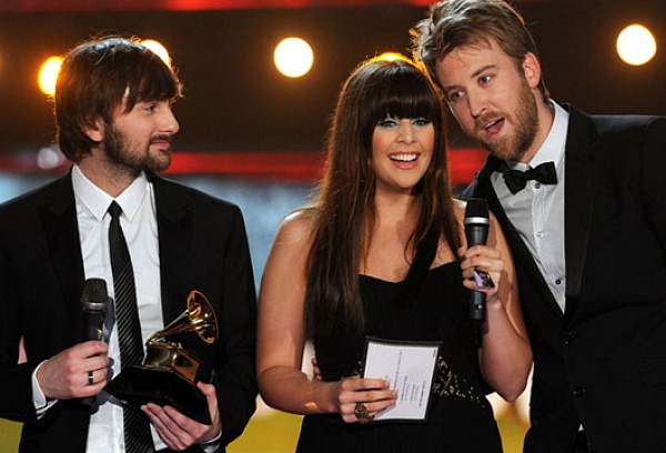 Grammy 2011: Δείτε όλους τους νικητές