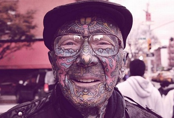Ηλικιωμένοι με τατουάζ (PHOTOS)