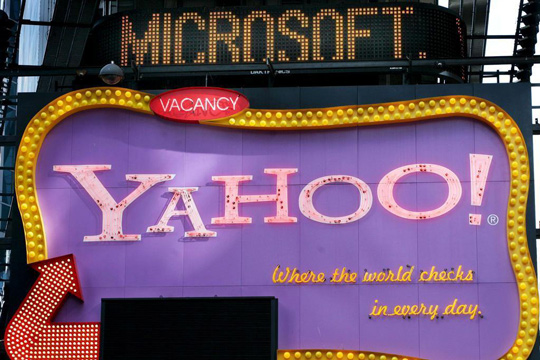 «Ναυάγιο» για Microsoft - Yahoo