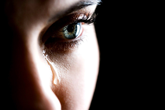 Γιατί το κλάμα μας κάνει καλό;