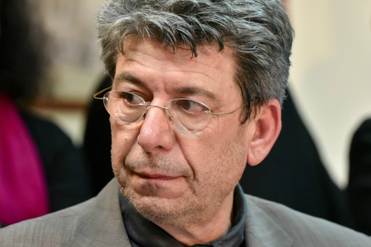 Γιώργος Πλειός: «Να μη γίνουν τα fake news αφορμή για διακρίσεις εναντίον εναλλακτικών απόψεων»