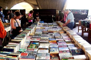 Παζάρι βιβλίου στην Πλατεία Κοτζιά με τις πιο χαμηλές τιμές